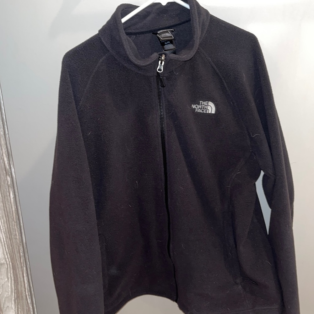 Mens north face.